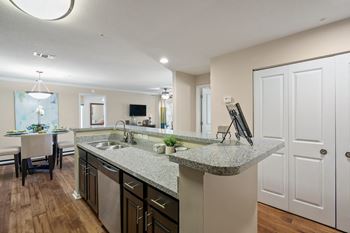 the reserve at city center spacious kitchen with granite counter tops  at 150 Summit, Birmingham, AL
